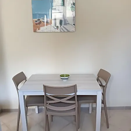 Station House * チェファル